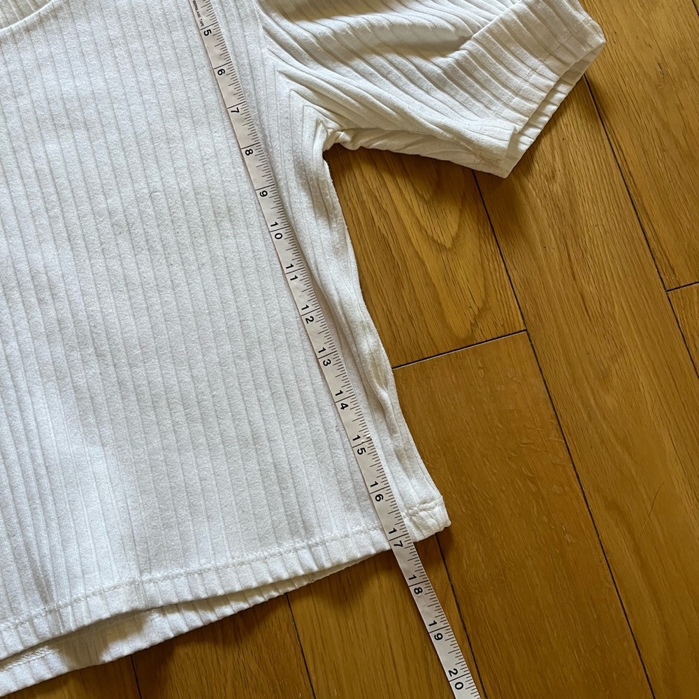 Zara White Ribbed Blouse - Picture 5 of 5
